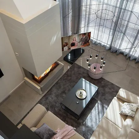 Ps Deluxe Hotel 4*